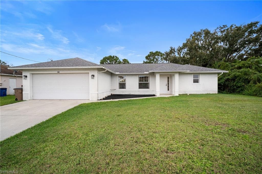 3011 50th ST SW LEHIGH ACRES, FL 33976