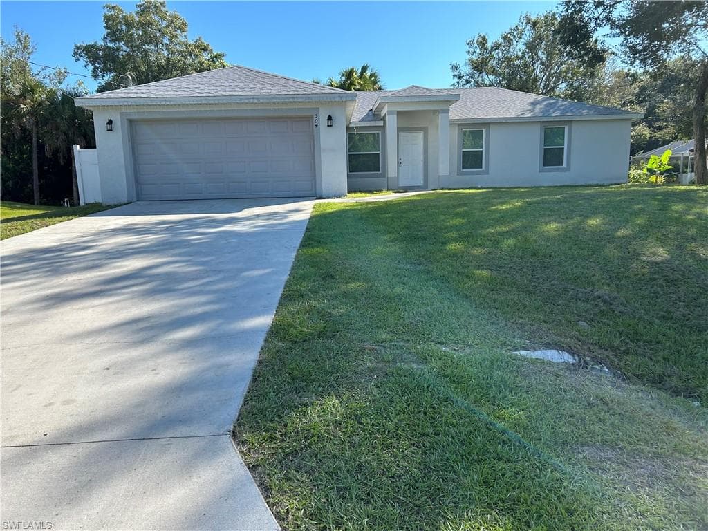 504 Sheldon AVE LEHIGH ACRES, FL 33936