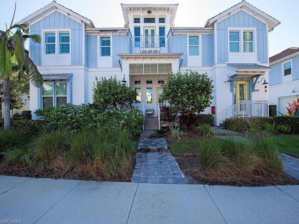 6544 Dominica DR 202 NAPLES, FL 34113