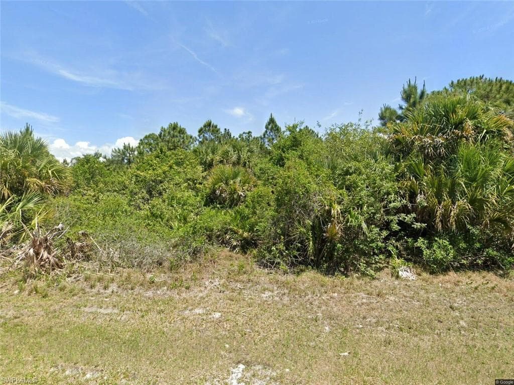 216 Triangle ST PORT CHARLOTTE, FL 33954
