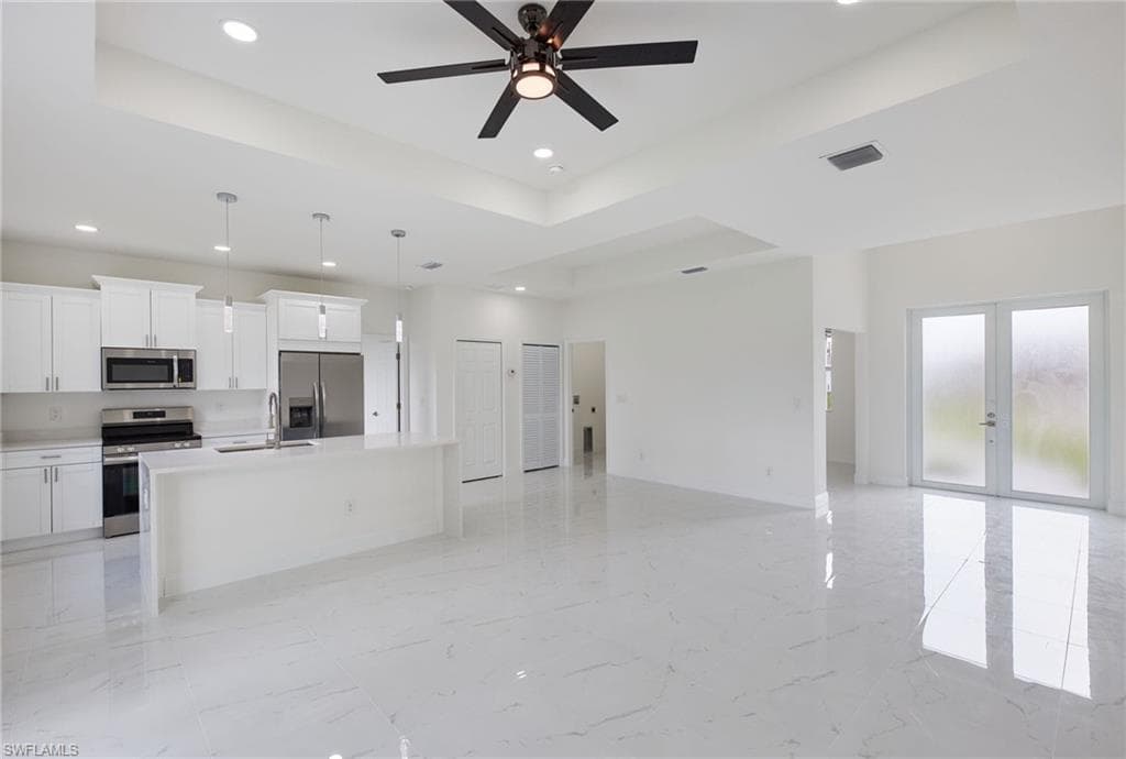 3717 6th ST W LEHIGH ACRES, FL 33971
