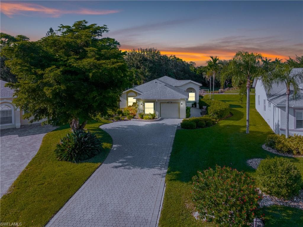 9225 Coachhouse LN ESTERO, FL 33928