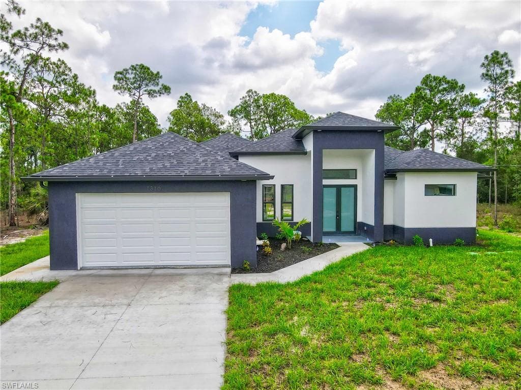 1310 Acacia AVE LEHIGH ACRES, FL 33972