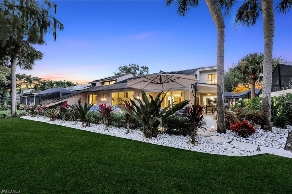 370 Edgemere WAY N 20 NAPLES, FL 34105