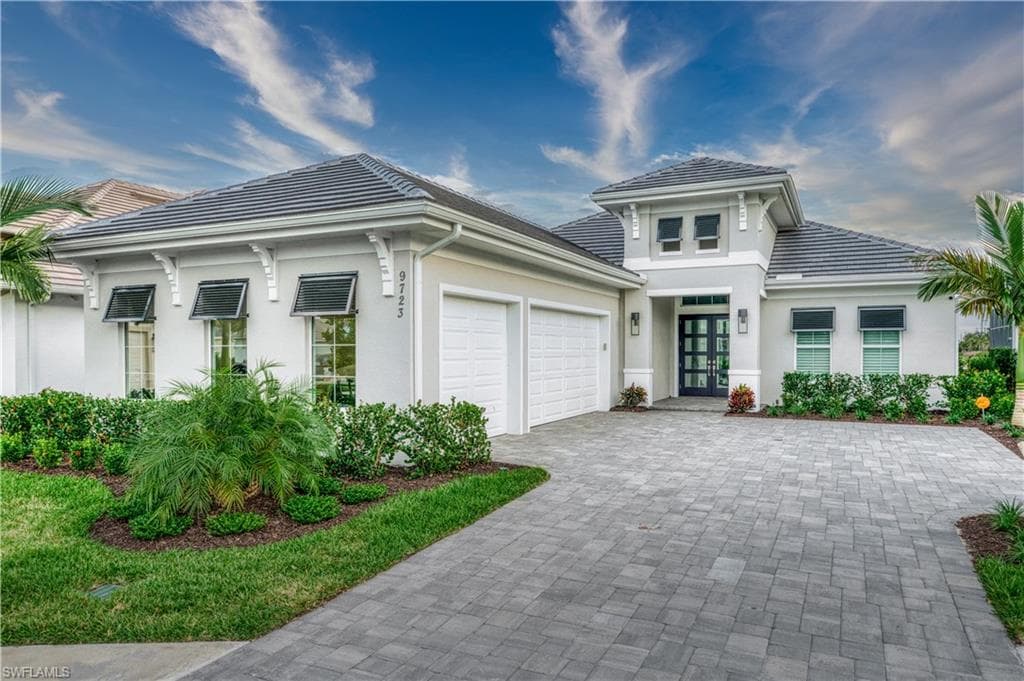 9723 Moonflower LN NAPLES, FL 34114