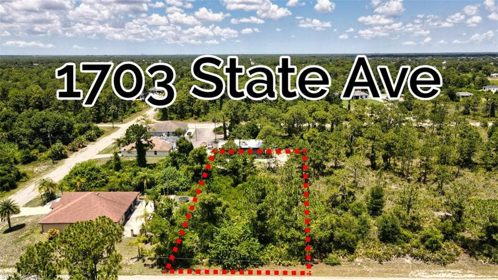 1703 State AVE LEHIGH ACRES, FL 33972