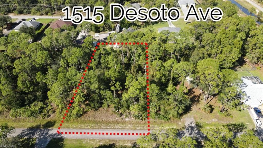 1515 Desoto AVE LEHIGH ACRES, FL 33972