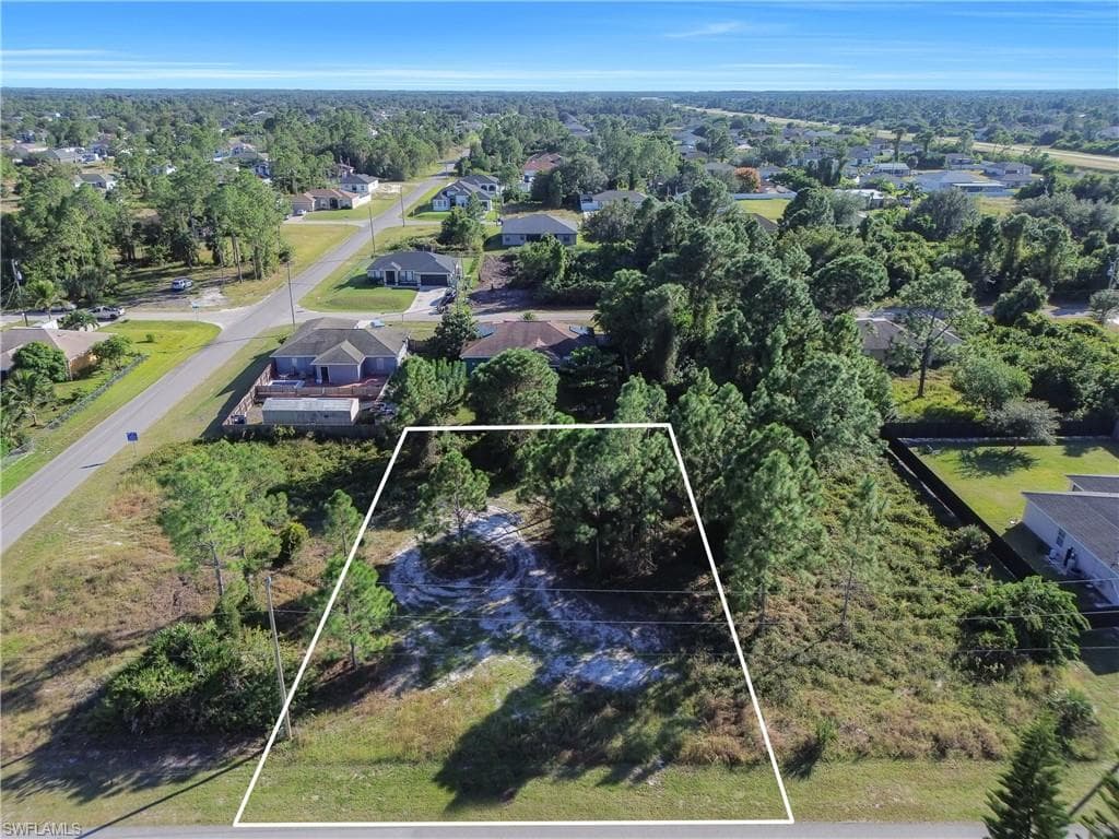 3015 32nd ST SW LEHIGH ACRES, FL 33976