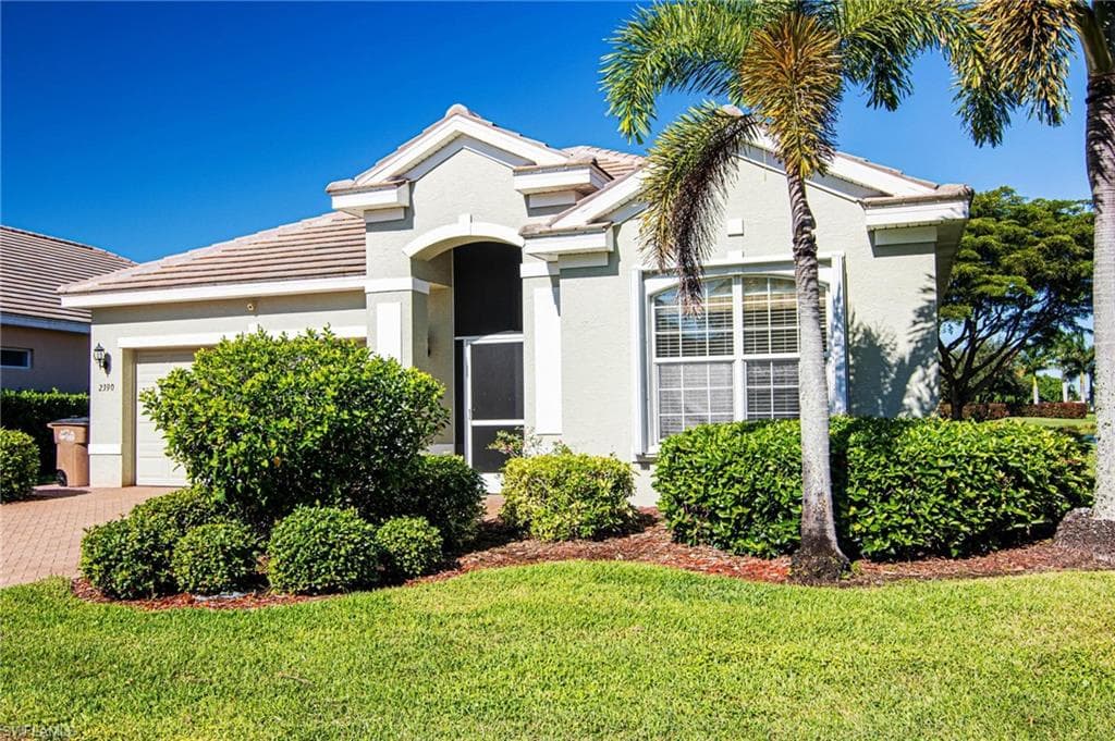 2390 Verdmont CT CAPE CORAL, FL 33991