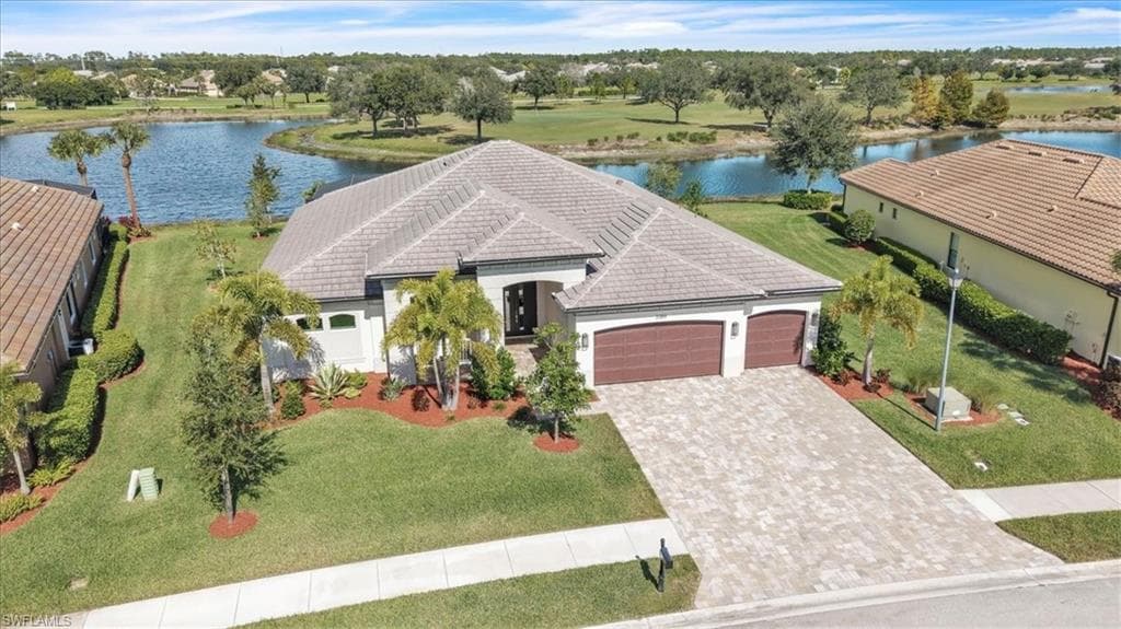 3384 Chestnut Grove DR ALVA, FL 33920