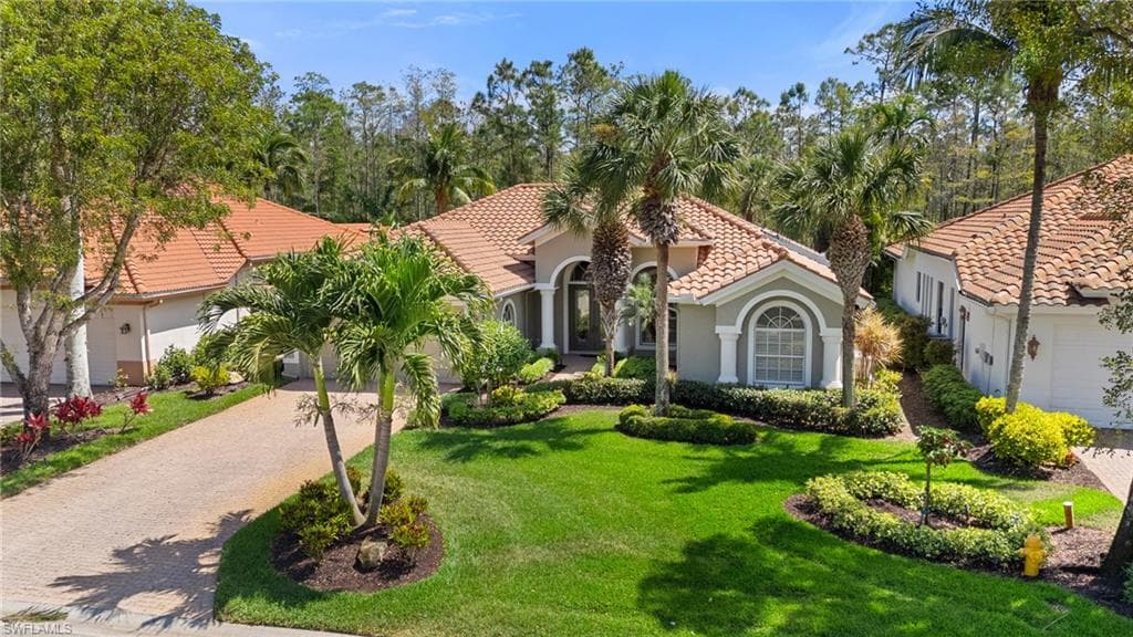 2874 Lone Pine LN NAPLES, FL 34119