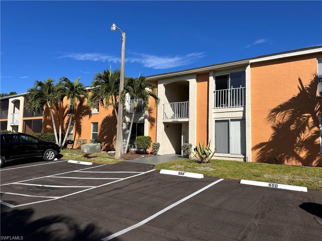 12650 Kenwood LN A FORT MYERS, FL 33907