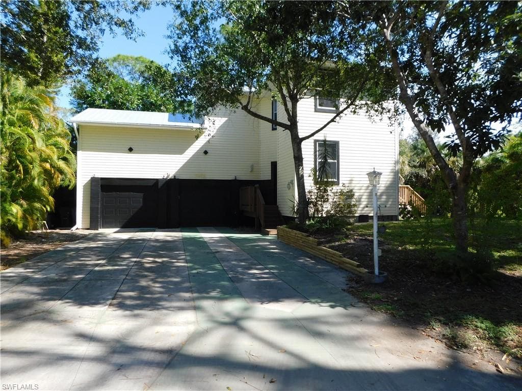 16990 Laurelin CT NORTH FORT MYERS, FL 33917