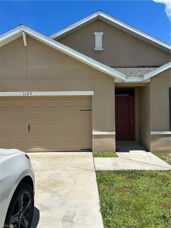1123 SW 40th TER CAPE CORAL, FL 33914