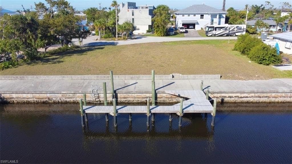 3210 Stabile RD ST. JAMES CITY, FL 33956