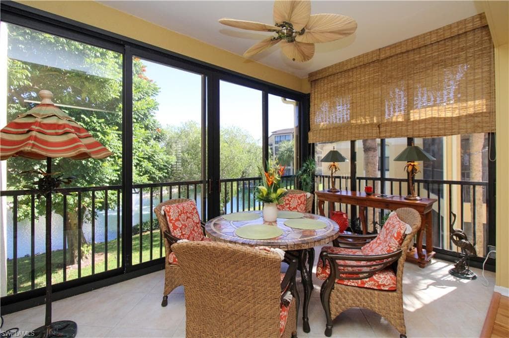 172 Vintage CIR 202 NAPLES, FL 34119