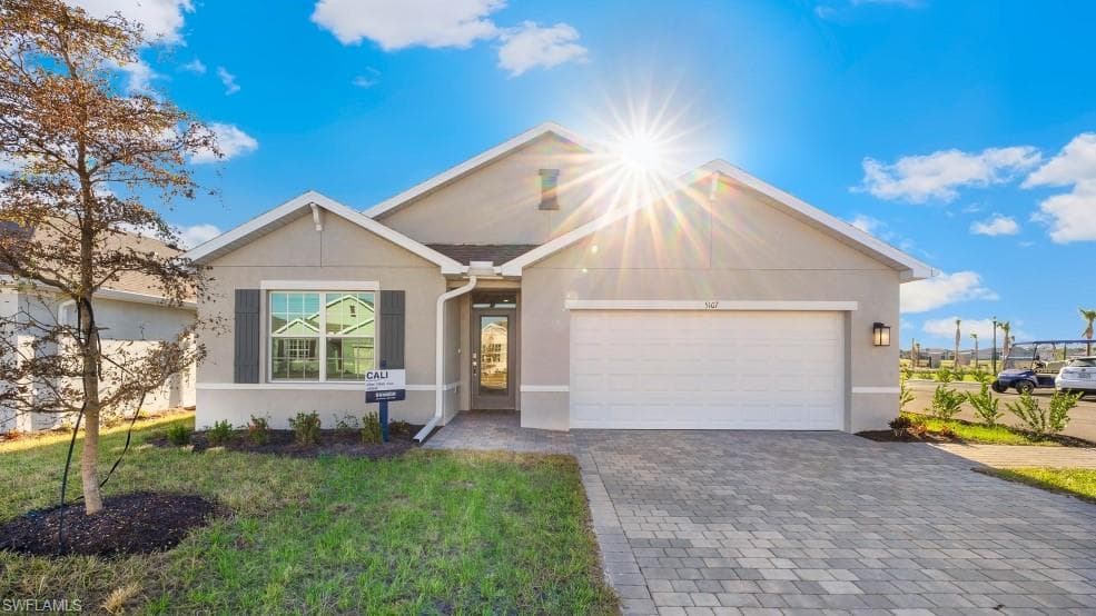 2619 29TH TER CAPE CORAL, FL 33993