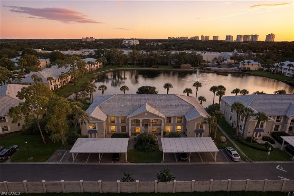 834 Gulf Pavilion DR 201 NAPLES, FL 34108
