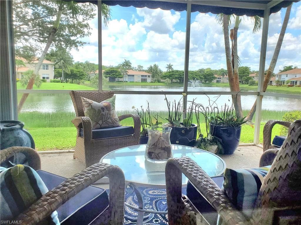 385 Dover PL 4-402 NAPLES, FL 34104