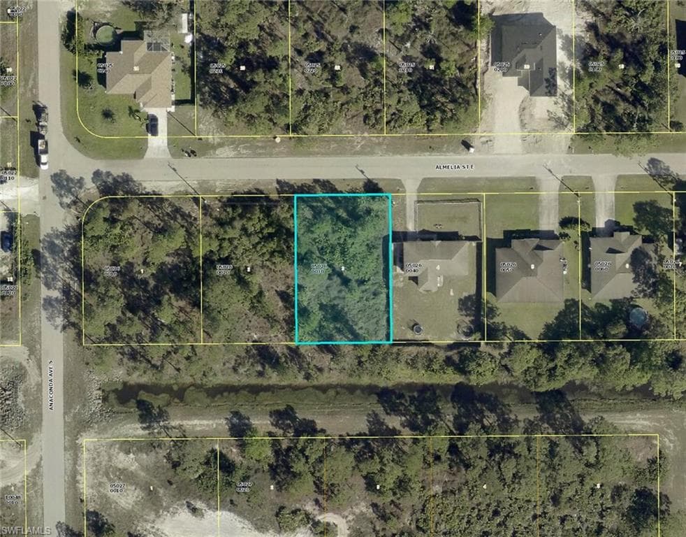 714 Almelia ST E LEHIGH ACRES, FL 33974