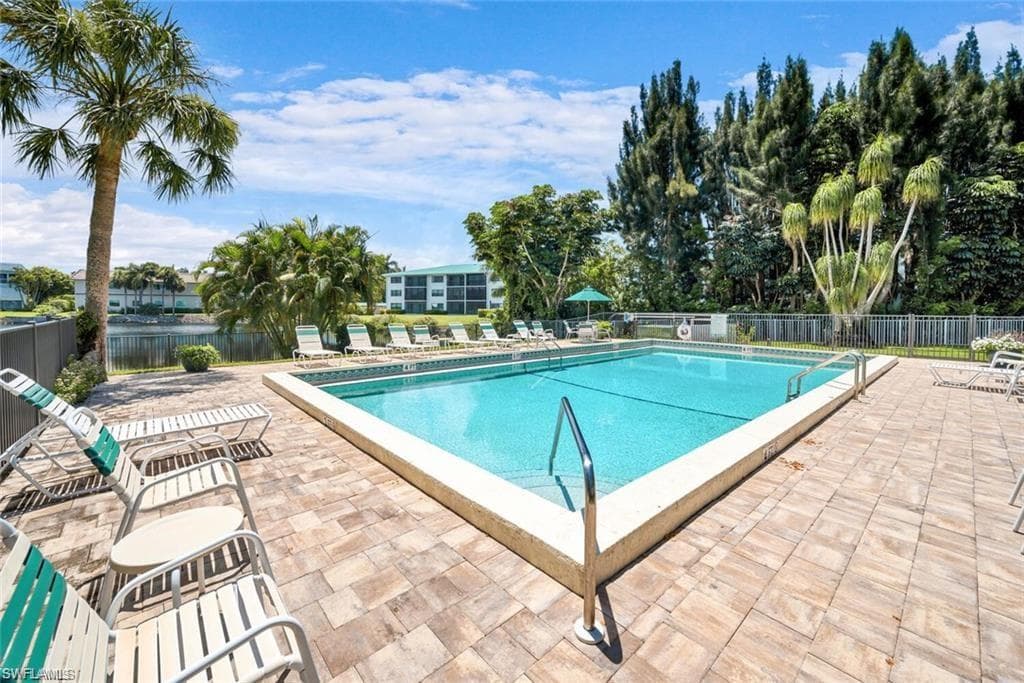 3030 Binnacle DR 103 NAPLES, FL 34103