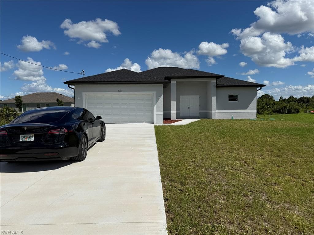 1027 Eisenhower BLVD LEHIGH ACRES, FL 33974