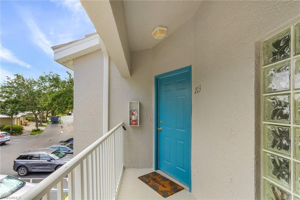 12131 Summergate CIR 203 FORT MYERS, FL 33913