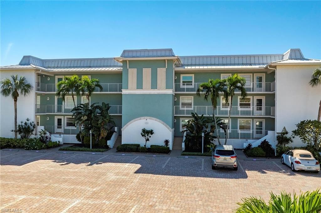 1200 Blue Point AVE A1 NAPLES, FL 34102