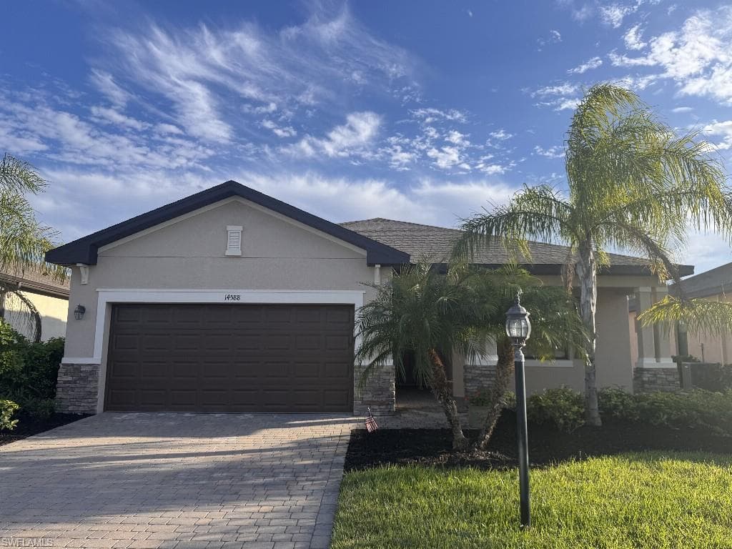 14588 Monrovia LN FORT MYERS, FL 33905