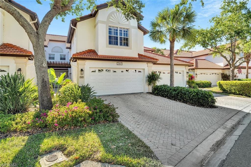 2165 Hawksridge DR 1302 NAPLES, FL 34105