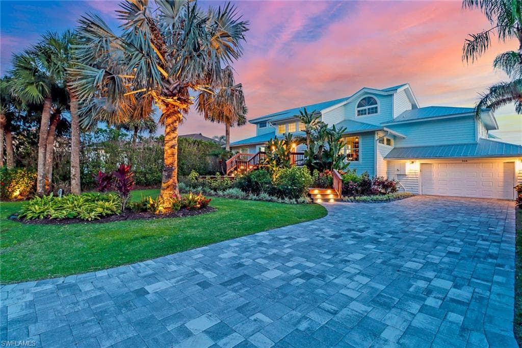368 Germain AVE NAPLES, FL 34108