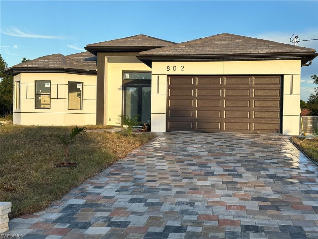 802 Pine AVE LEHIGH ACRES, FL 33972