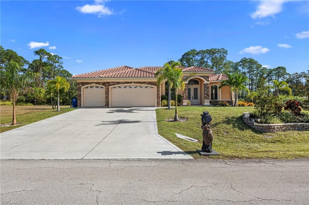 1604 Williams AVE LEHIGH ACRES, FL 33972