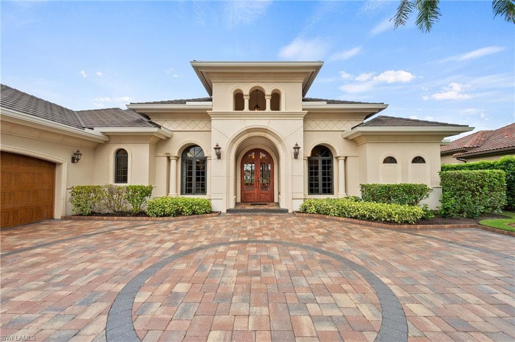 6068 Sunnyslope DR NAPLES, FL 34119