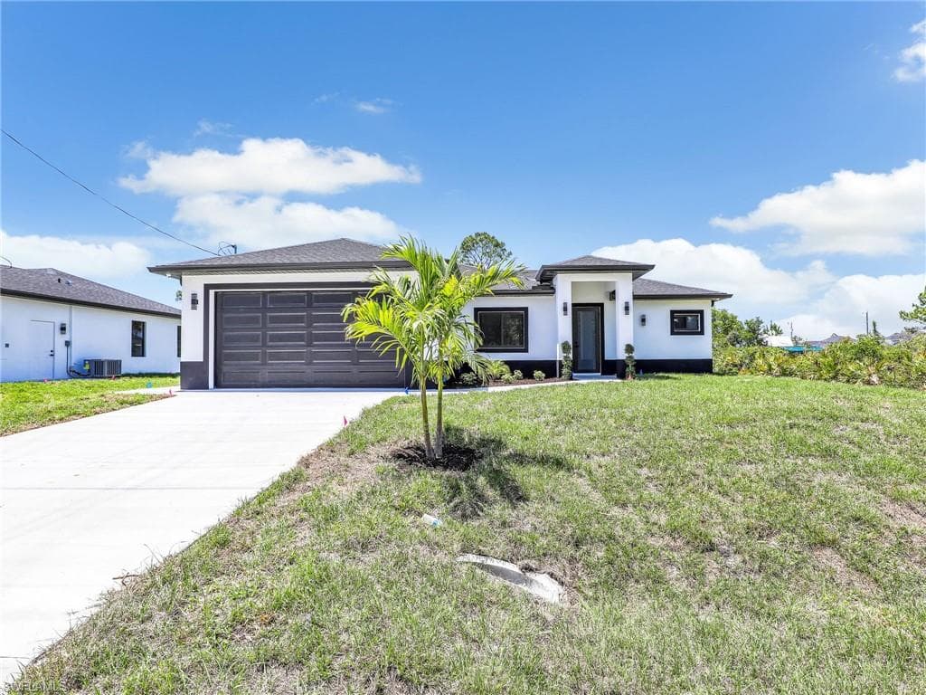 2811 Cerito AVE N LEHIGH ACRES, FL 33971