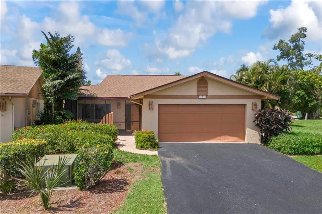 17348 Birchwood LN FORT MYERS, FL 33908
