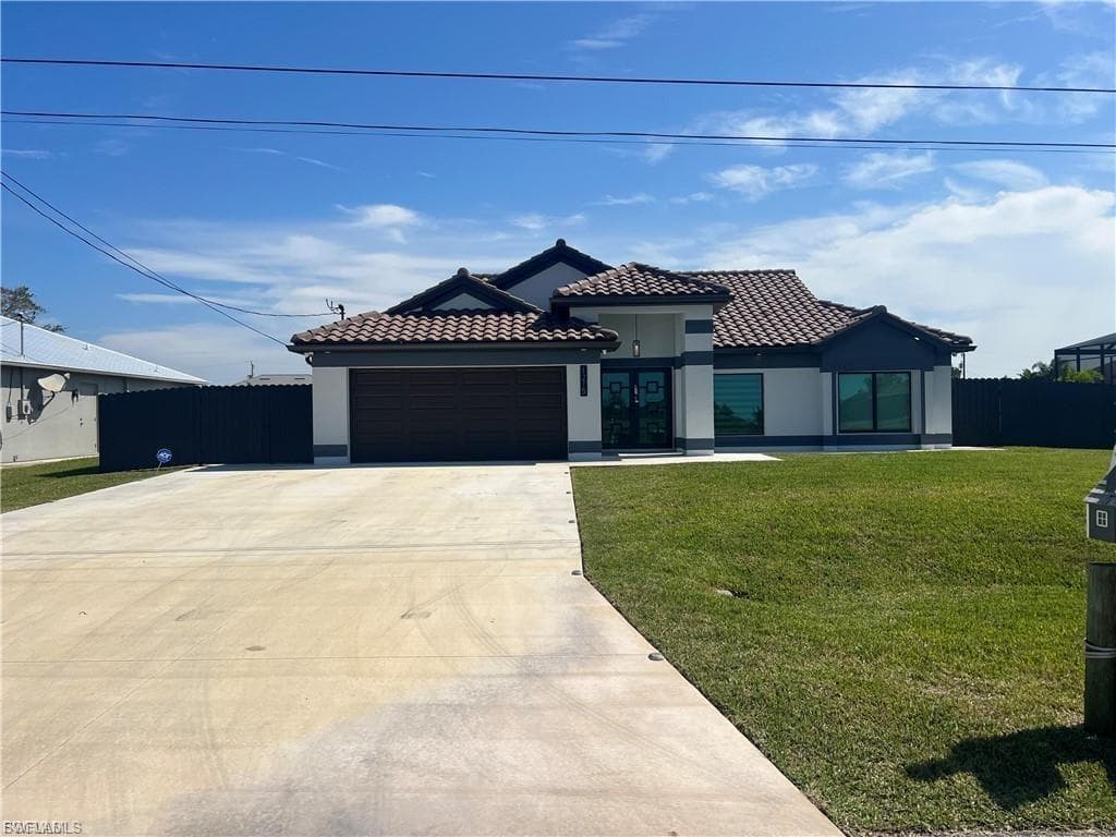1215 NW 38th AVE CAPE CORAL, FL 33993