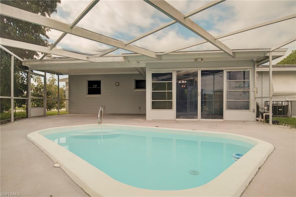 326 Canyon DR N LEHIGH ACRES, FL 33936