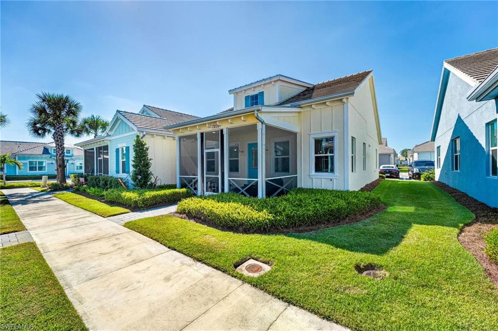 7235 Saona CT NAPLES, FL 34113
