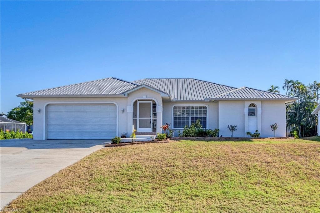 17585 Blackfriar DR FORT MYERS, FL 33908