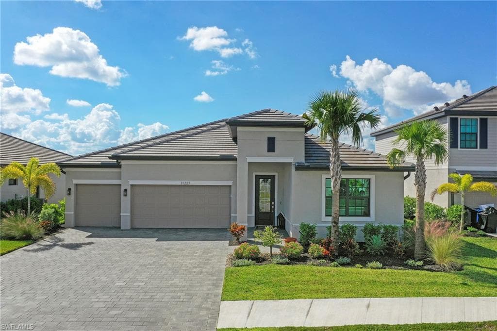 11227 Canopy LOOP FORT MYERS, FL 33913