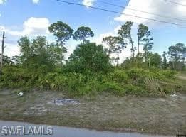 1058 Mansion AVE S LEHIGH ACRES, FL 33974