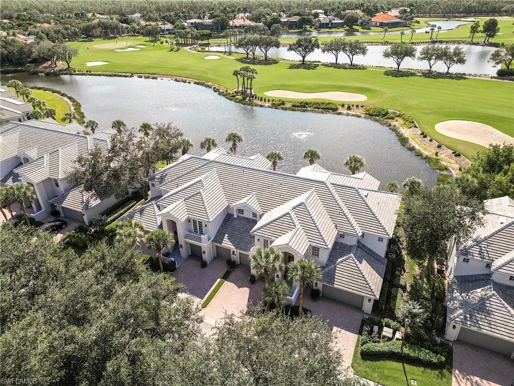 9281 Indigo Isle CT 101 ESTERO, FL 34135