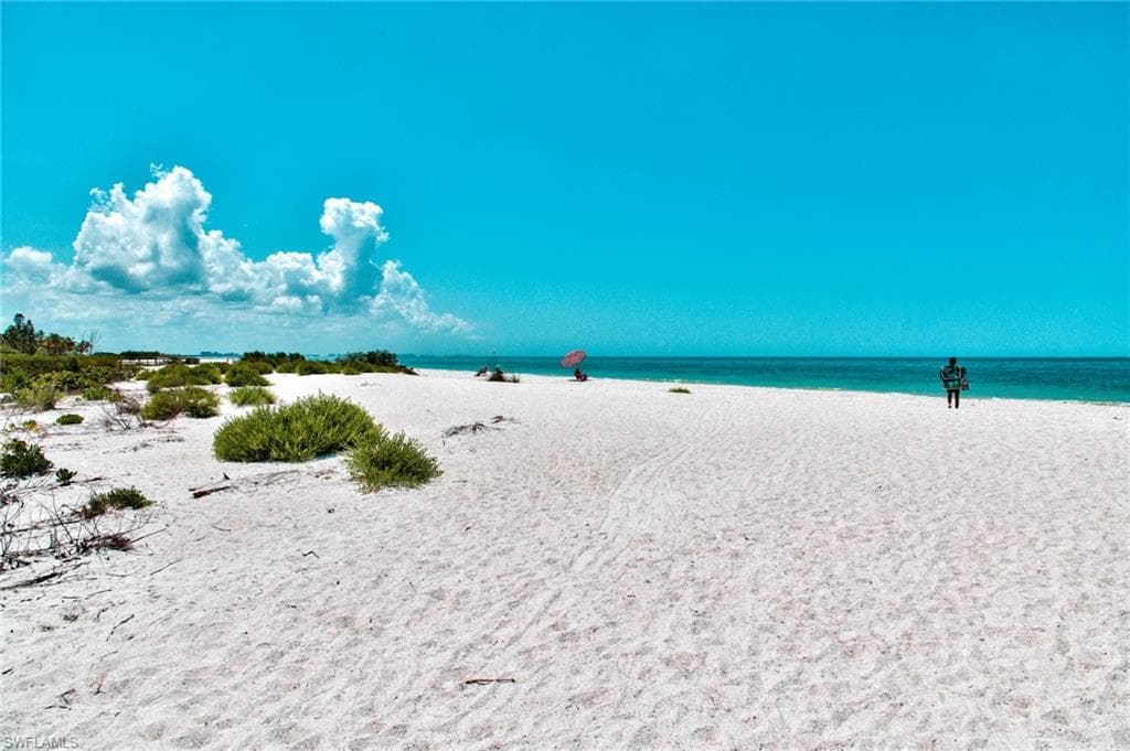 7500 Estero BLVD 202 FORT MYERS BEACH, FL 33931