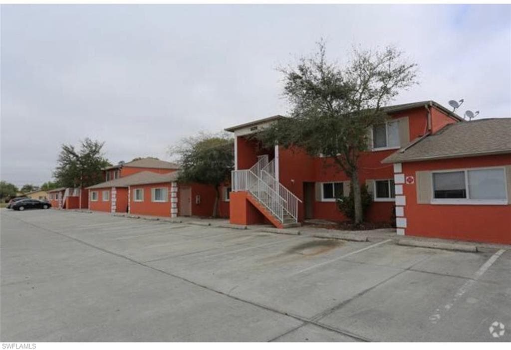 4023 Skyline BLVD 103 CAPE CORAL, FL 33914