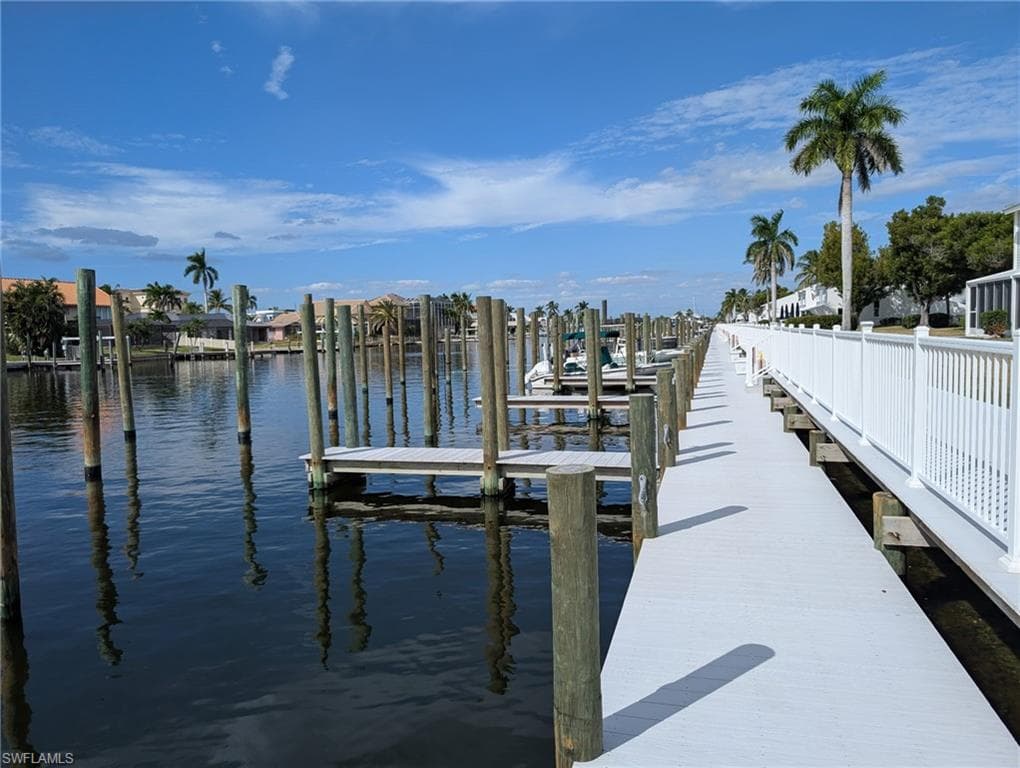18038 San Carlos BLVD 113 FORT MYERS BEACH, FL 33931