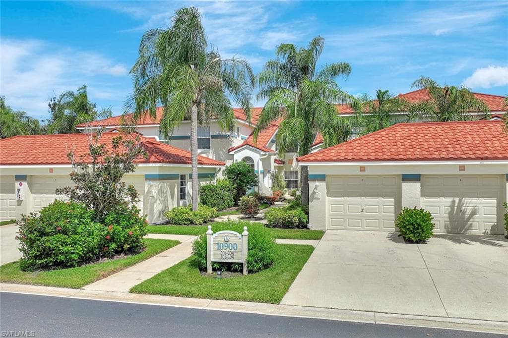 10900 Santa Margherita RD 103 ESTERO, FL 34135