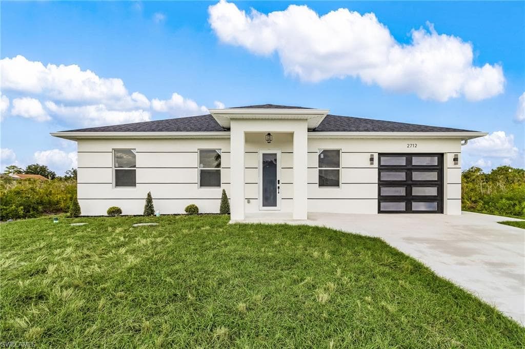 2712 64th ST W LEHIGH ACRES, FL 33971