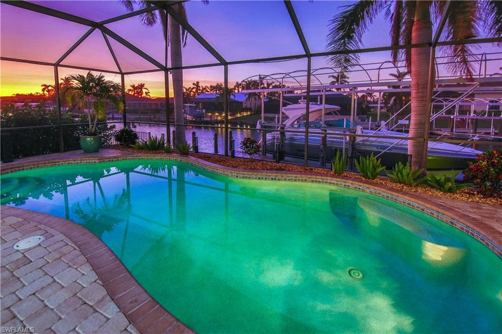 1432 SW 53rd TER CAPE CORAL, FL 33914