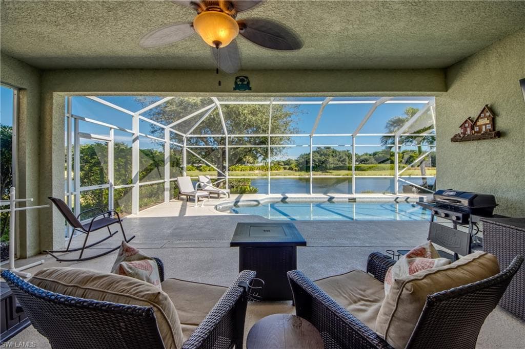 2647 Maraval CT CAPE CORAL, FL 33991